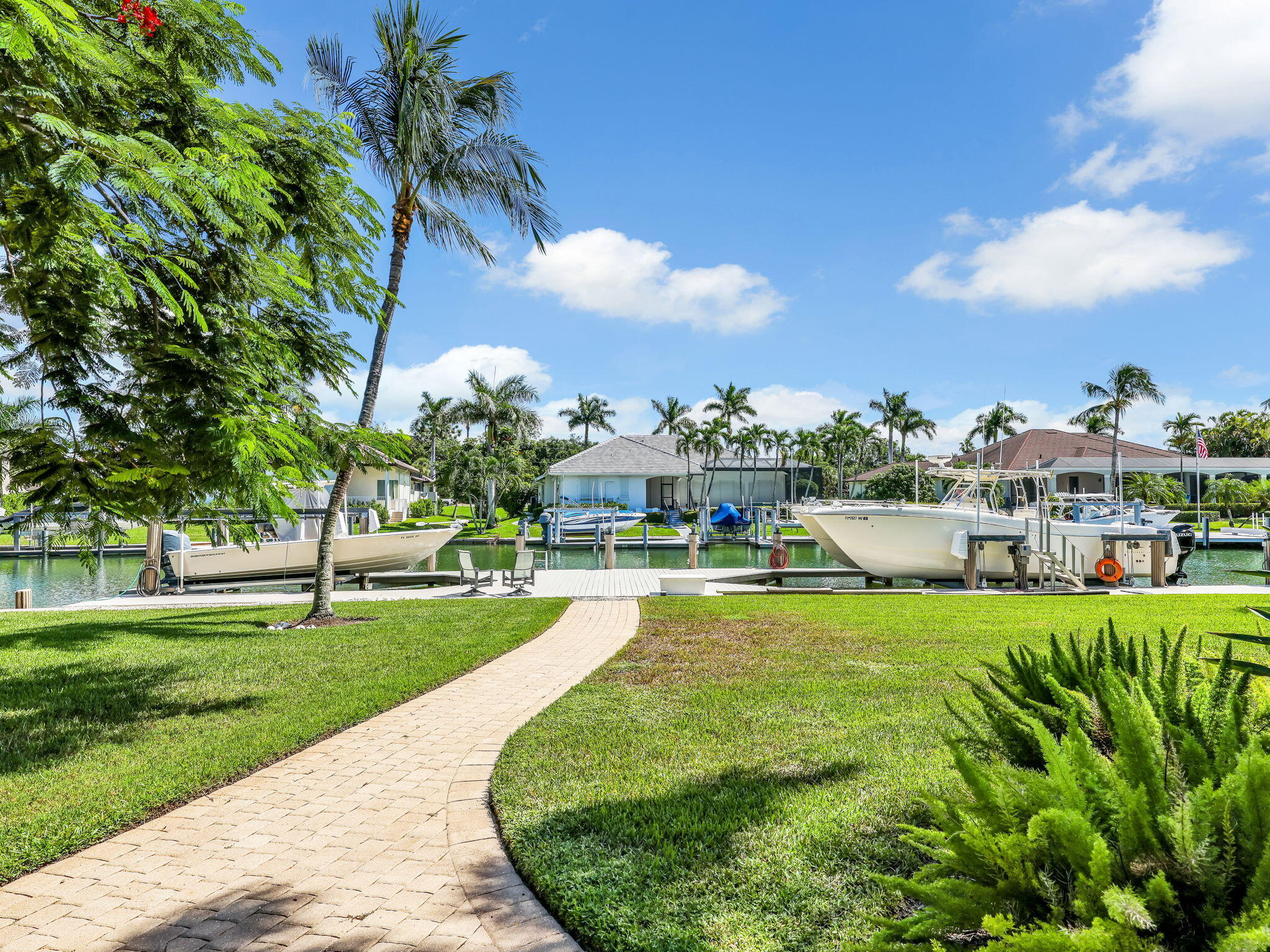981 E INLET DRIVE
