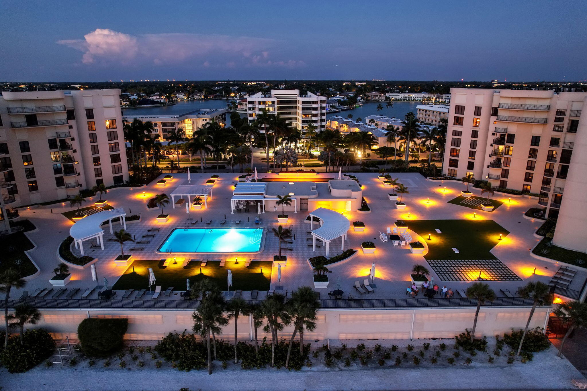3215 GULF SHORE BOULEVARD N, 504N