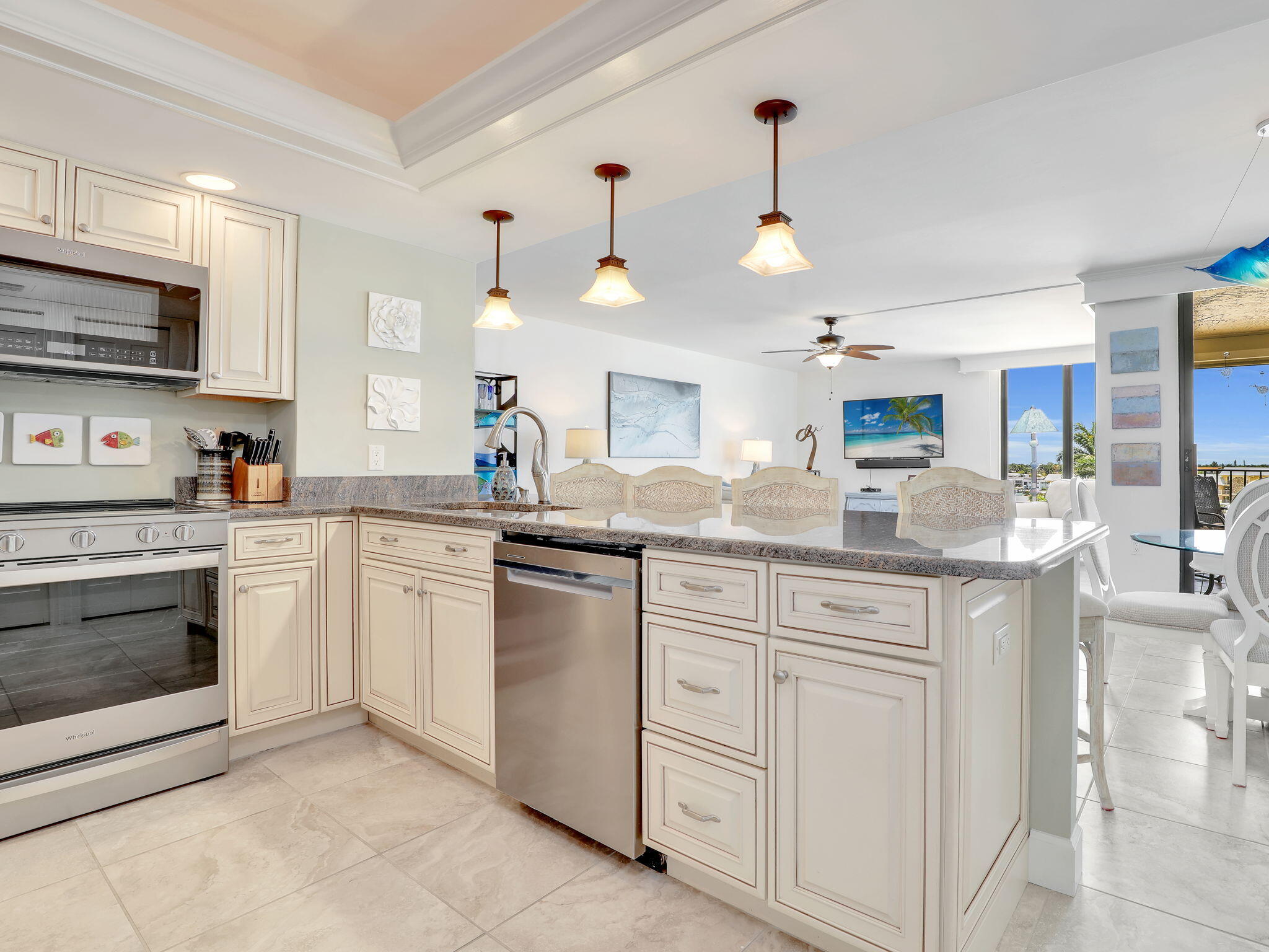 3215 GULF SHORE BOULEVARD N, 504N