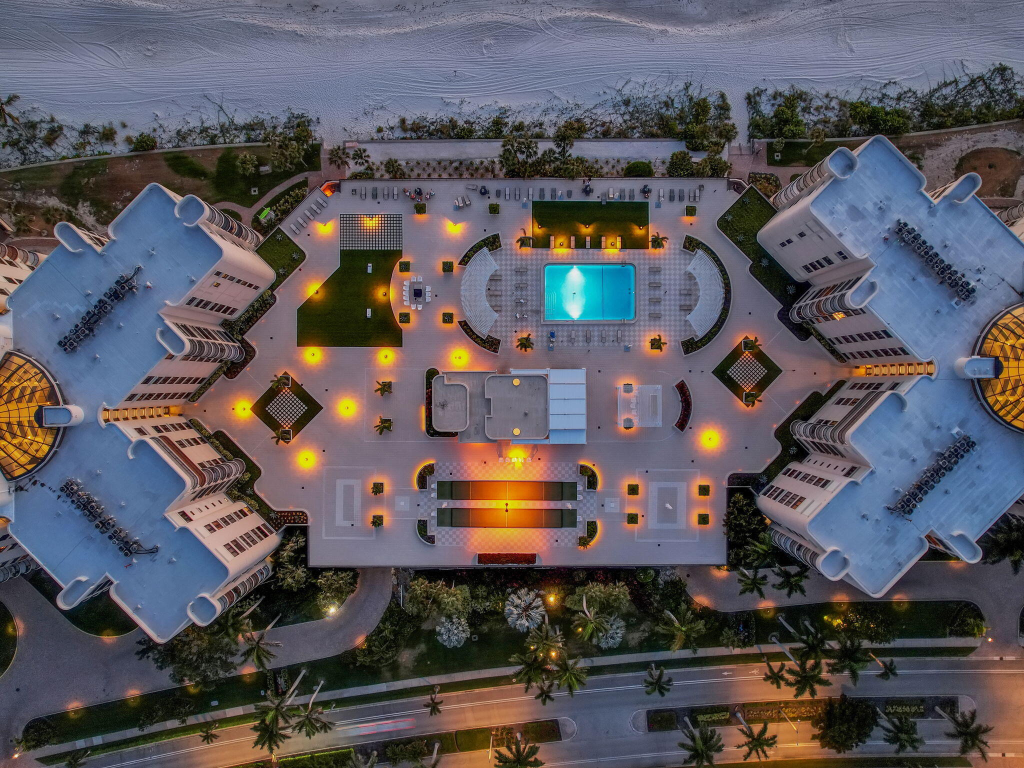 3215 GULF SHORE BOULEVARD N, 504N