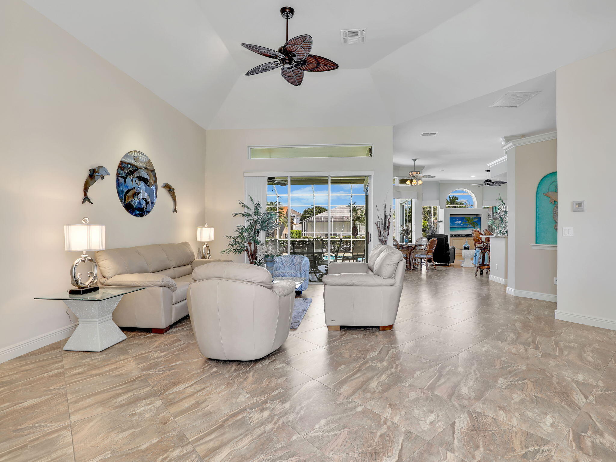 488 ADIRONDACK COURT