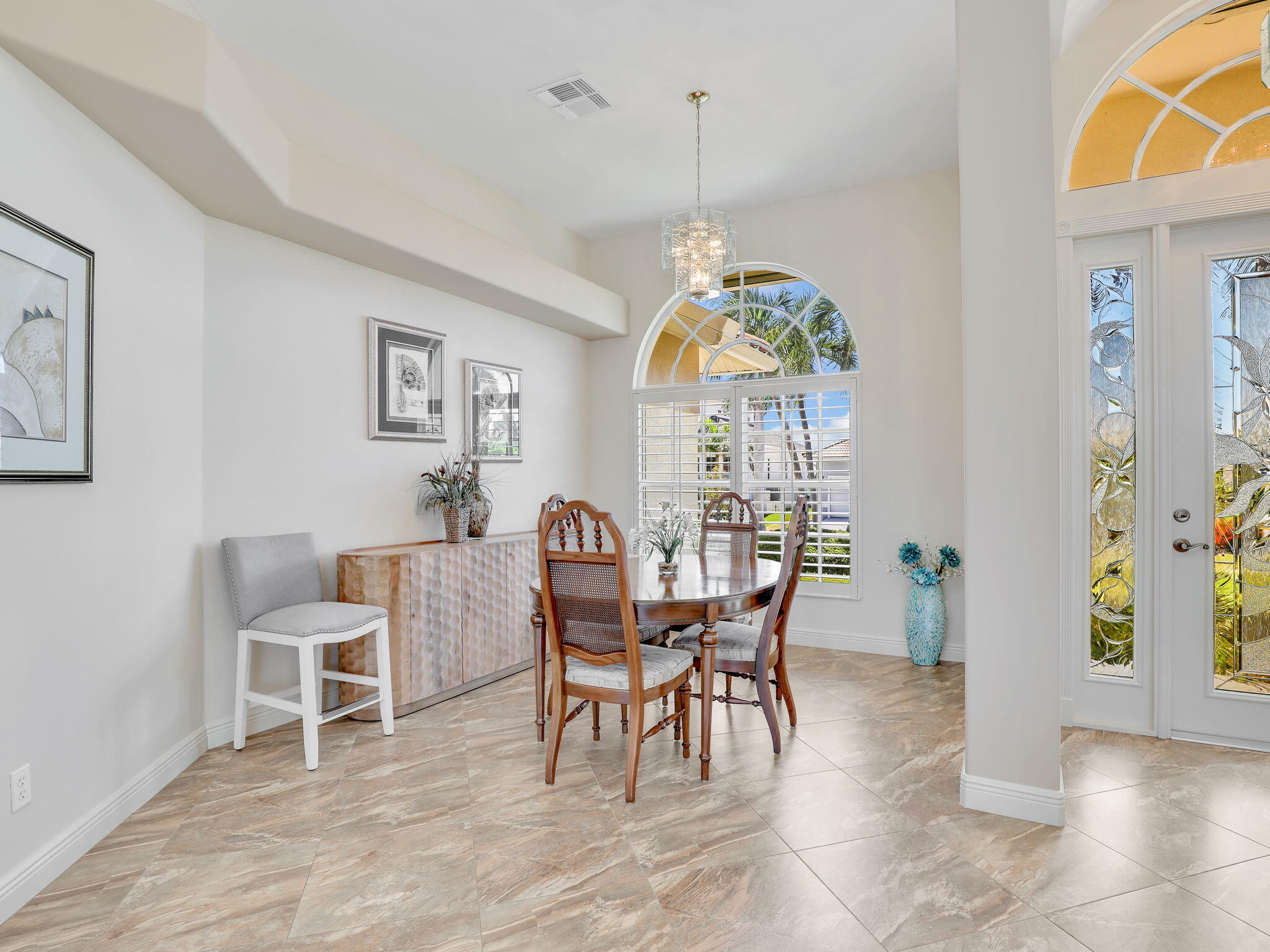 488 ADIRONDACK COURT