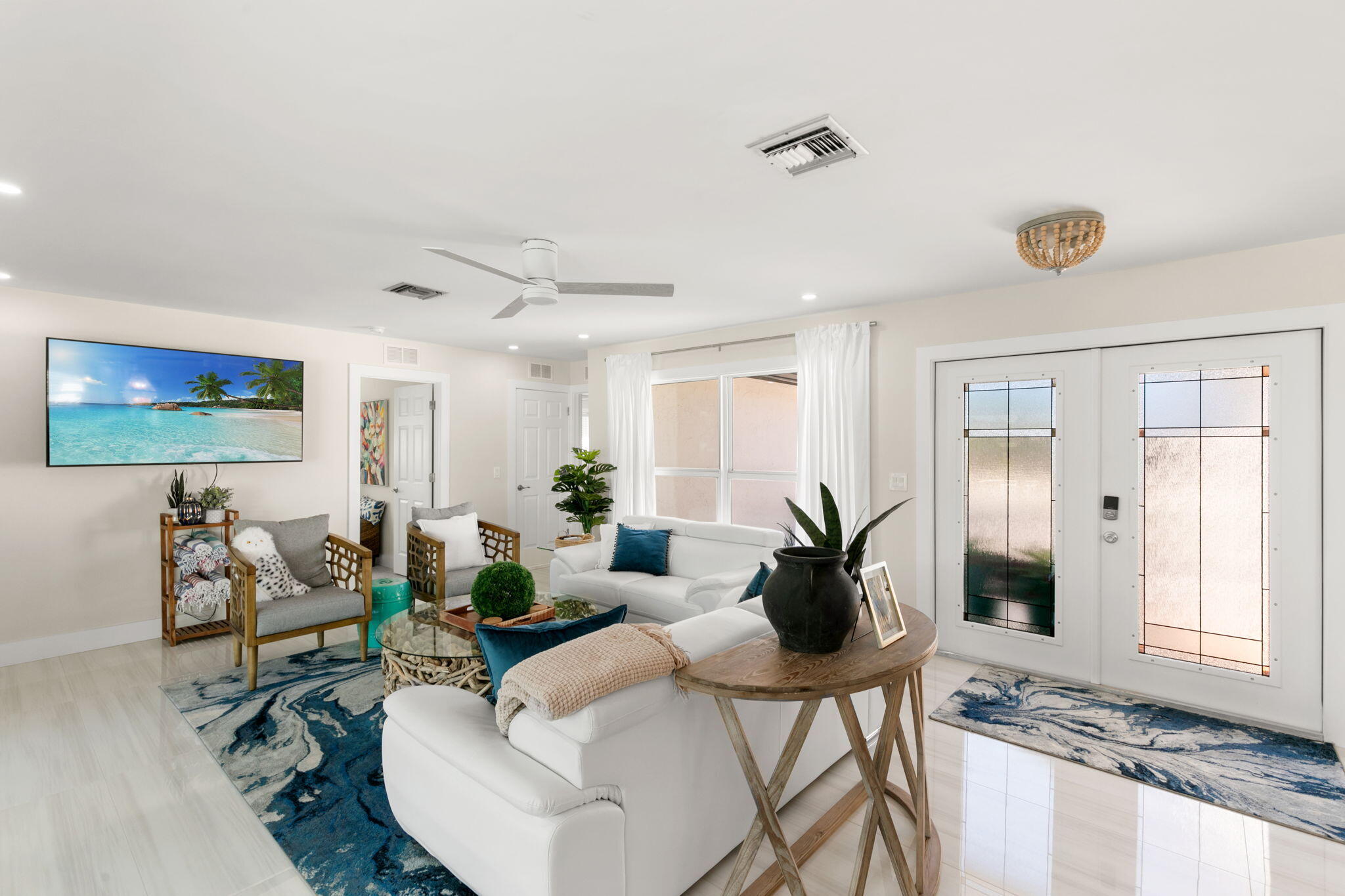 321 COLUMBUS WAY