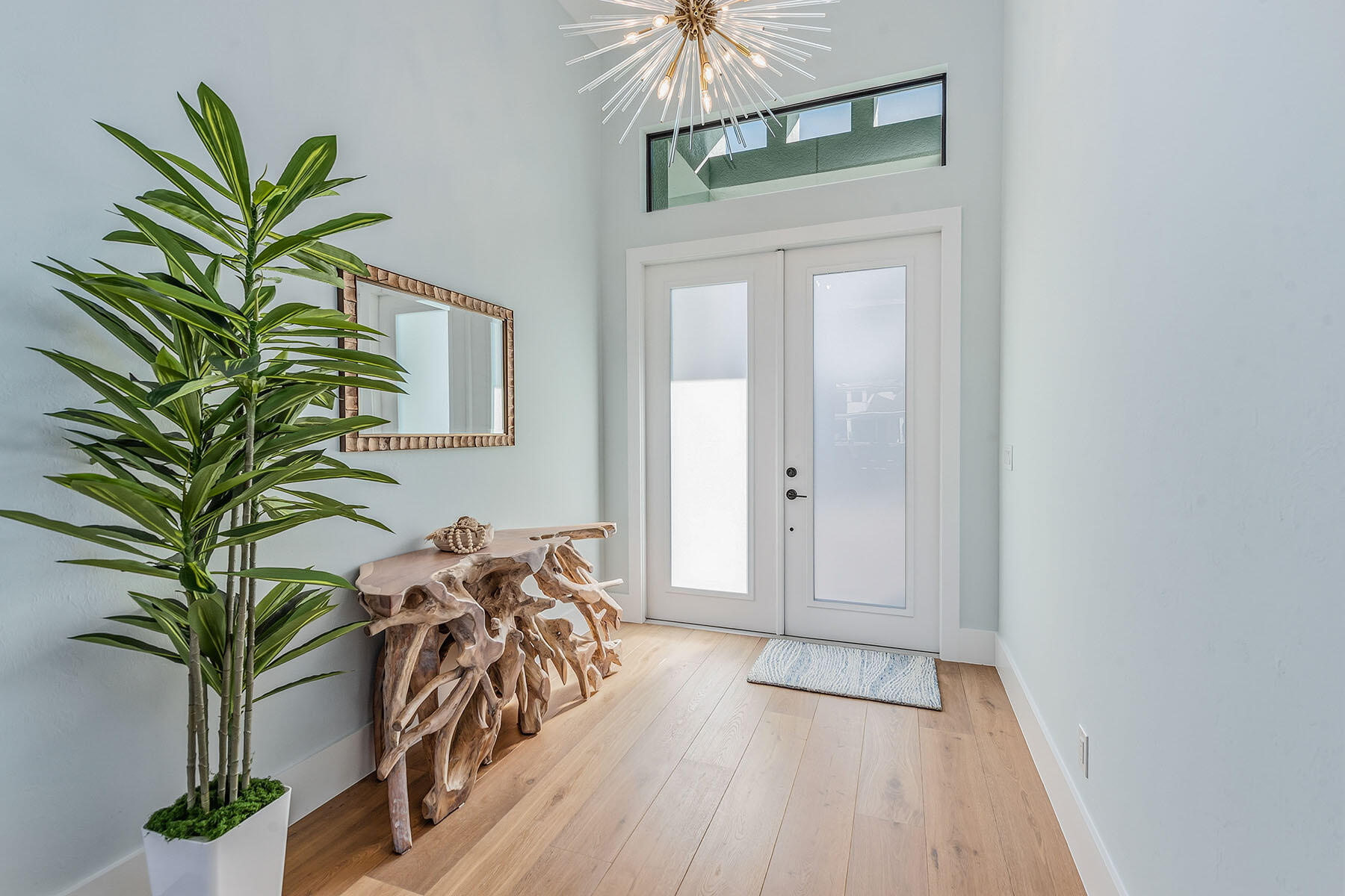 840 S HEATHWOOD DRIVE