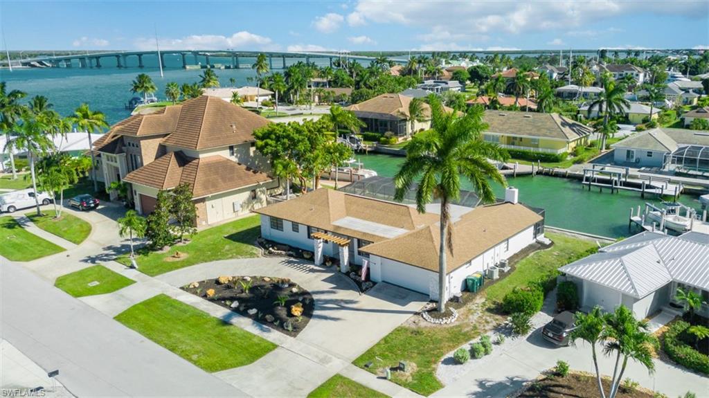 955 Iris CT