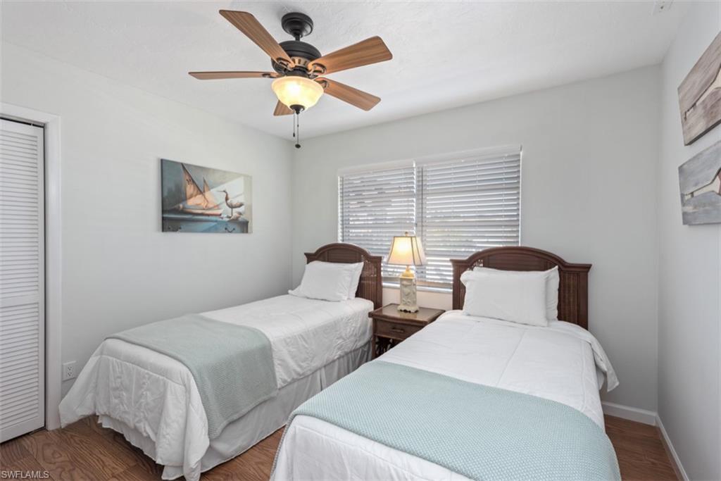 955 Iris CT