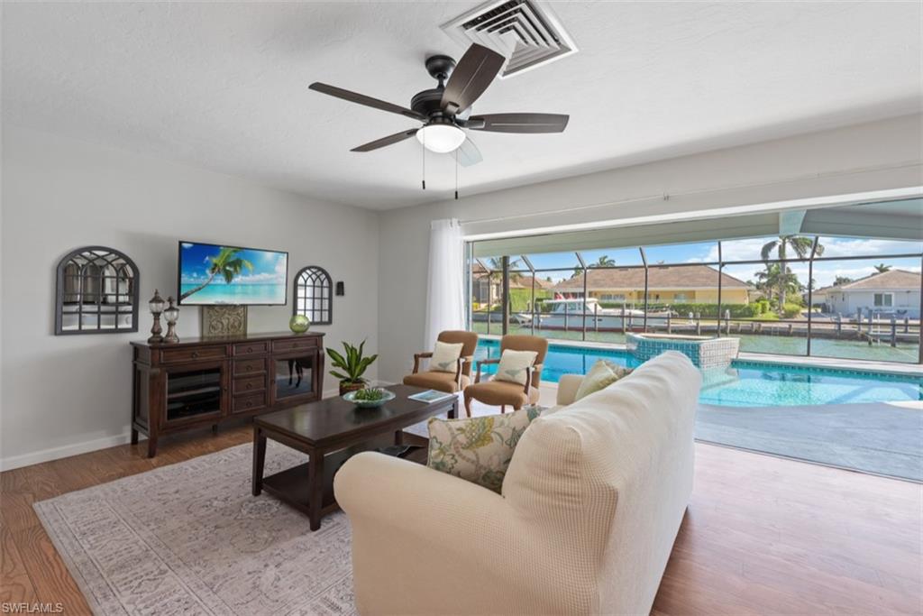 955 Iris CT