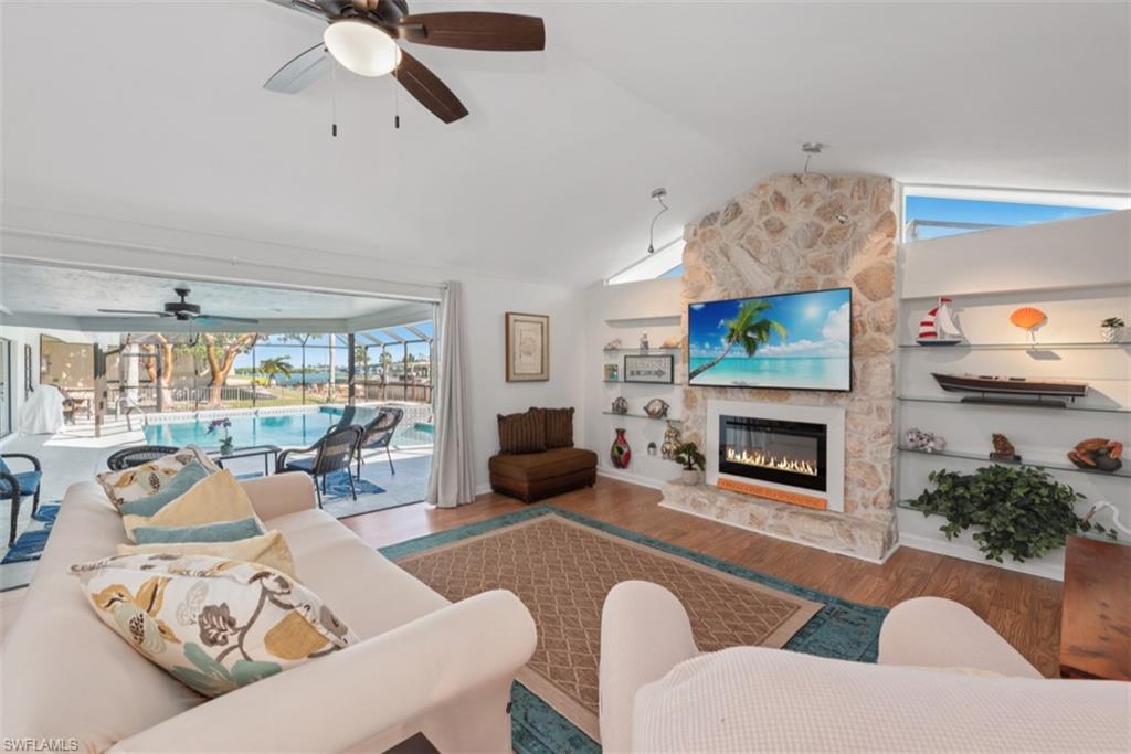 955 Iris CT