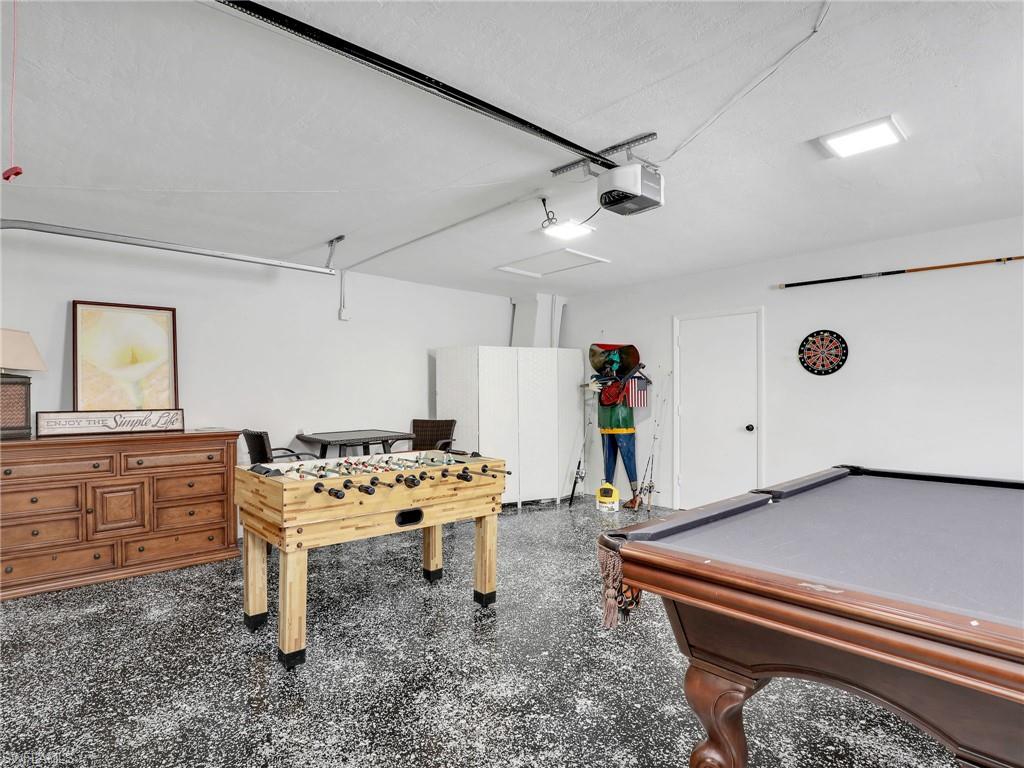 955 Iris CT