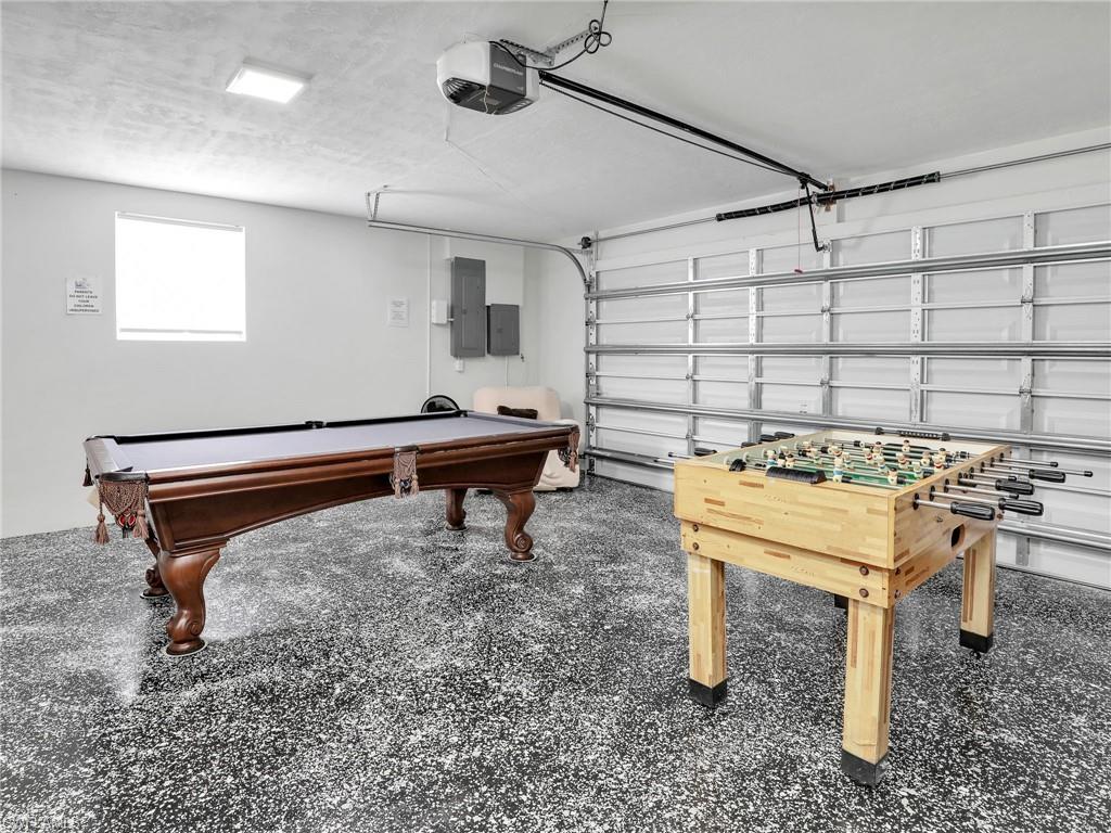 955 Iris CT