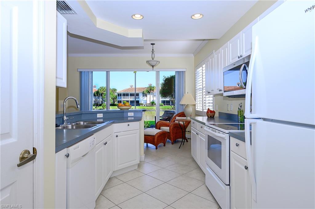 3052 Horizon LN 1207