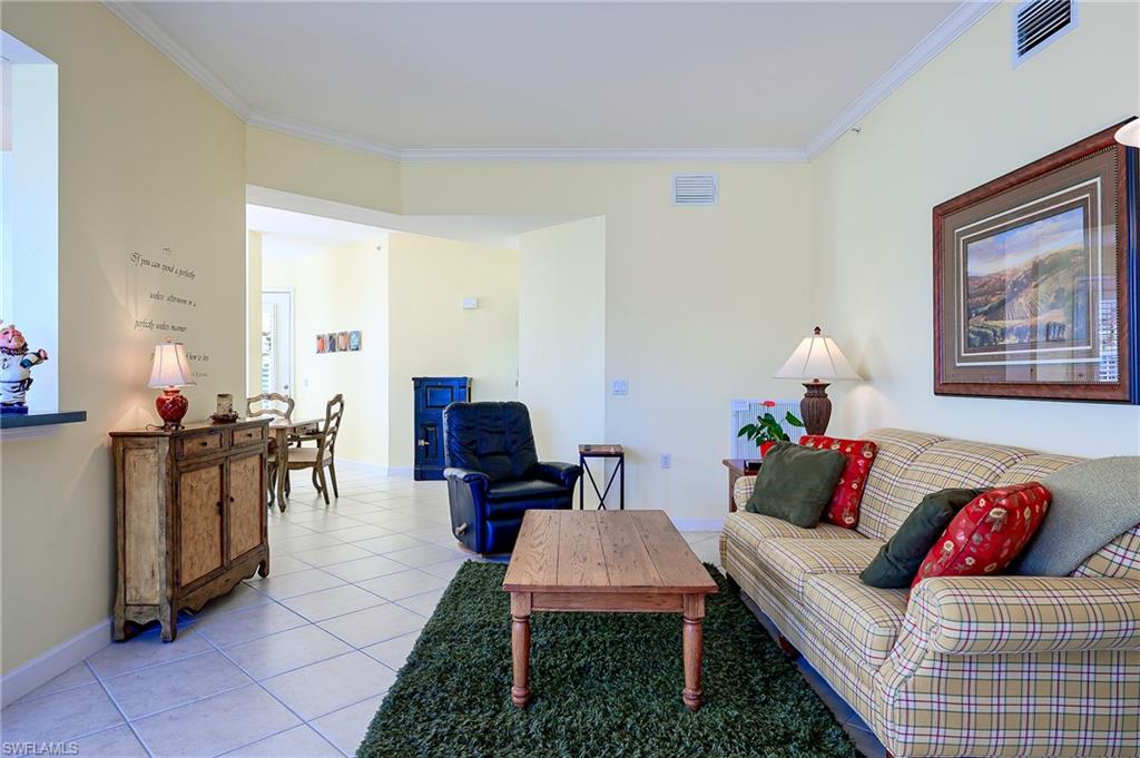 3052 Horizon LN 1207