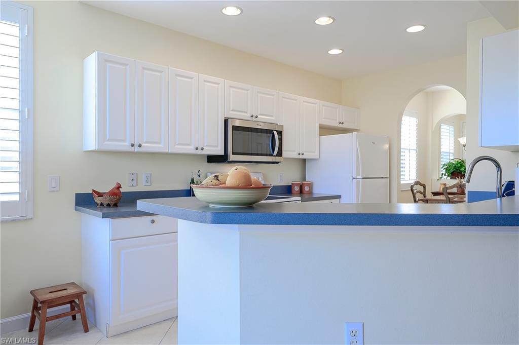3052 Horizon LN 1207