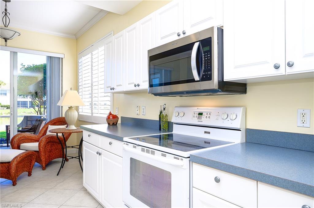 3052 Horizon LN 1207