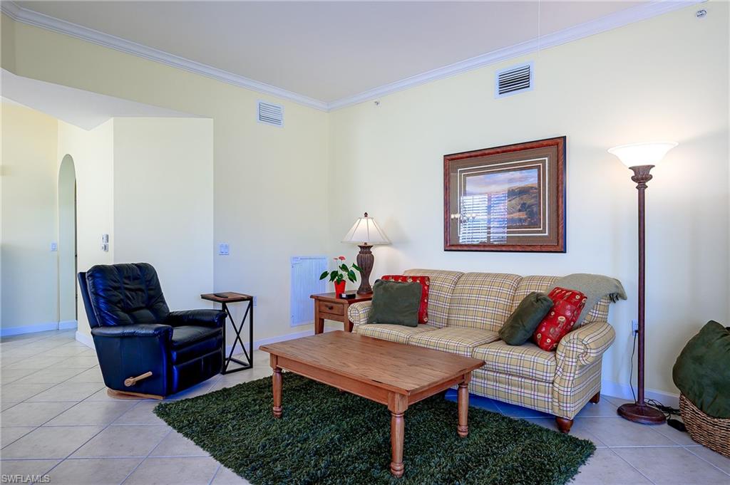 3052 Horizon LN 1207