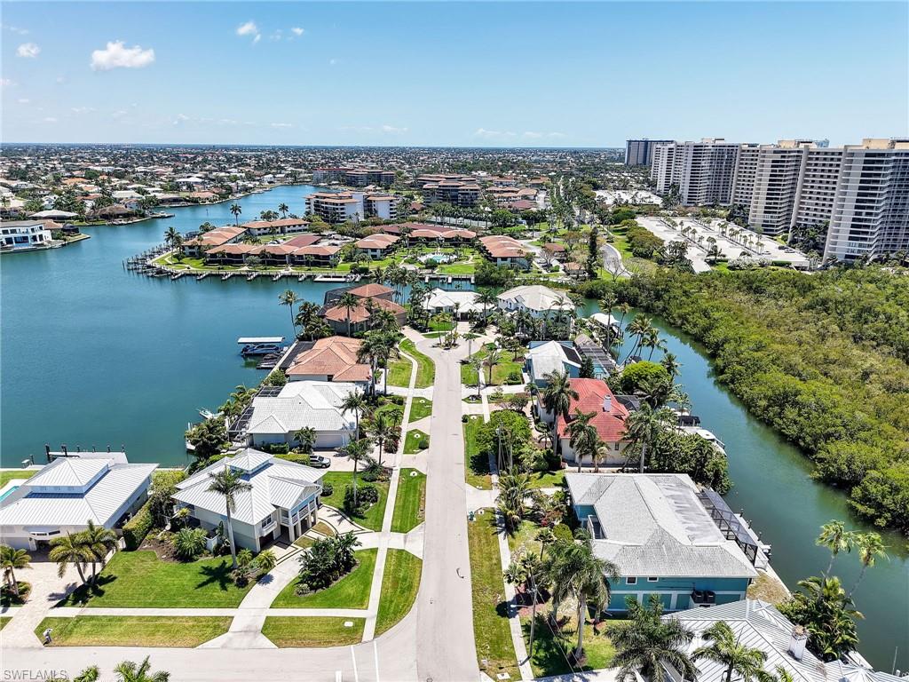 419 Spinnaker DR