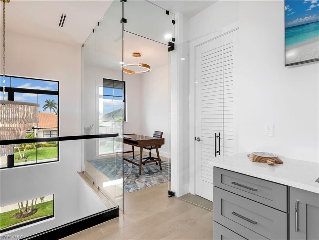 1813 Menorca CT