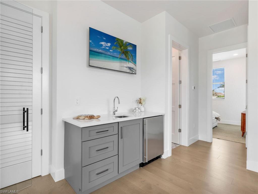 1813 Menorca CT