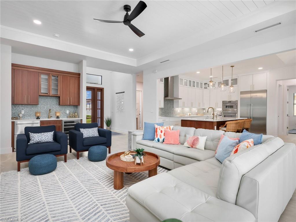 1813 Menorca CT