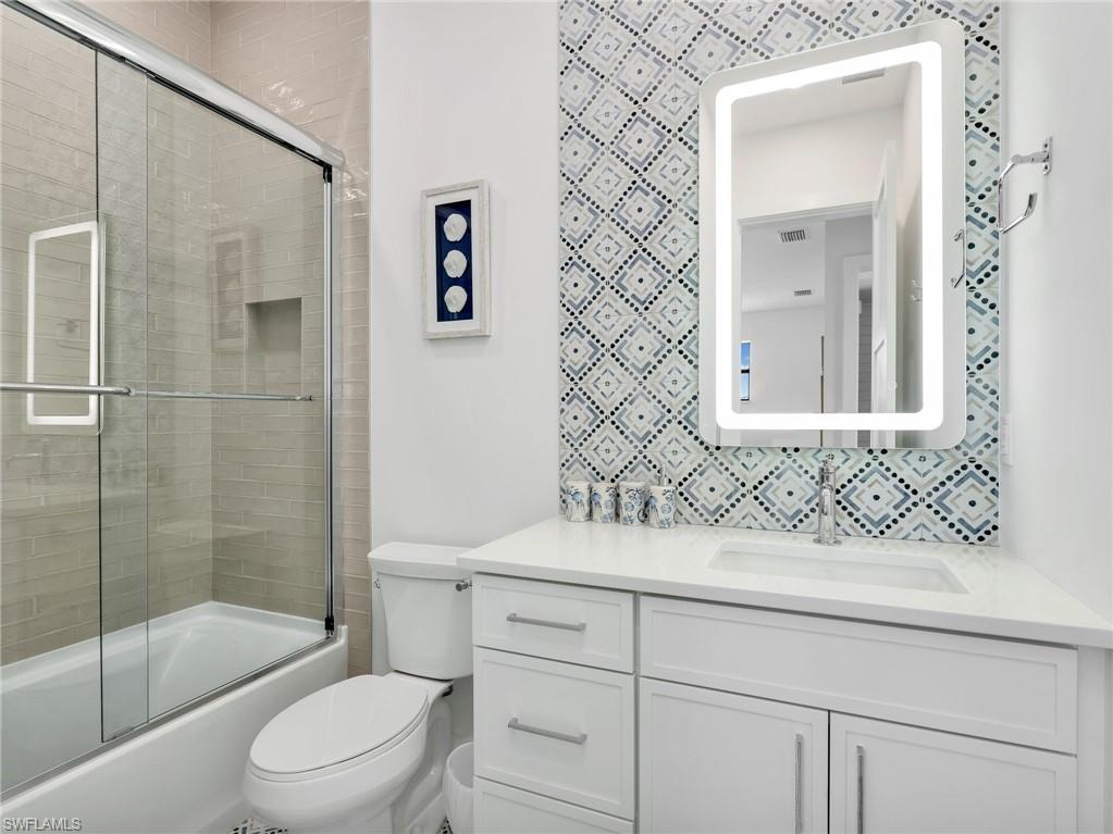 1813 Menorca CT