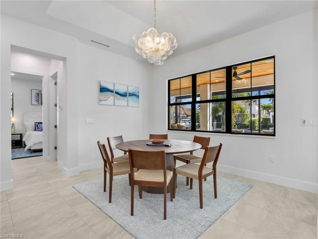 1813 Menorca CT