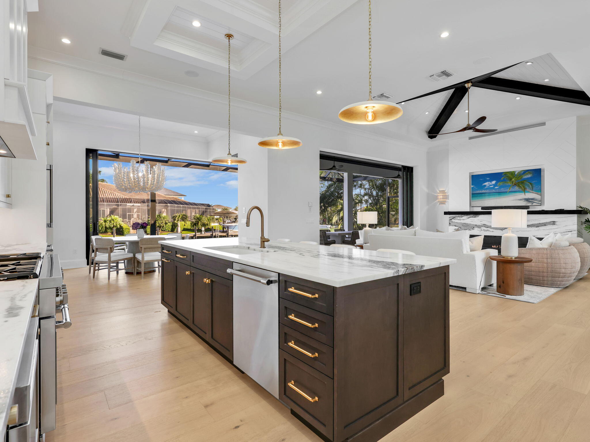 1749 WAVECREST COURT