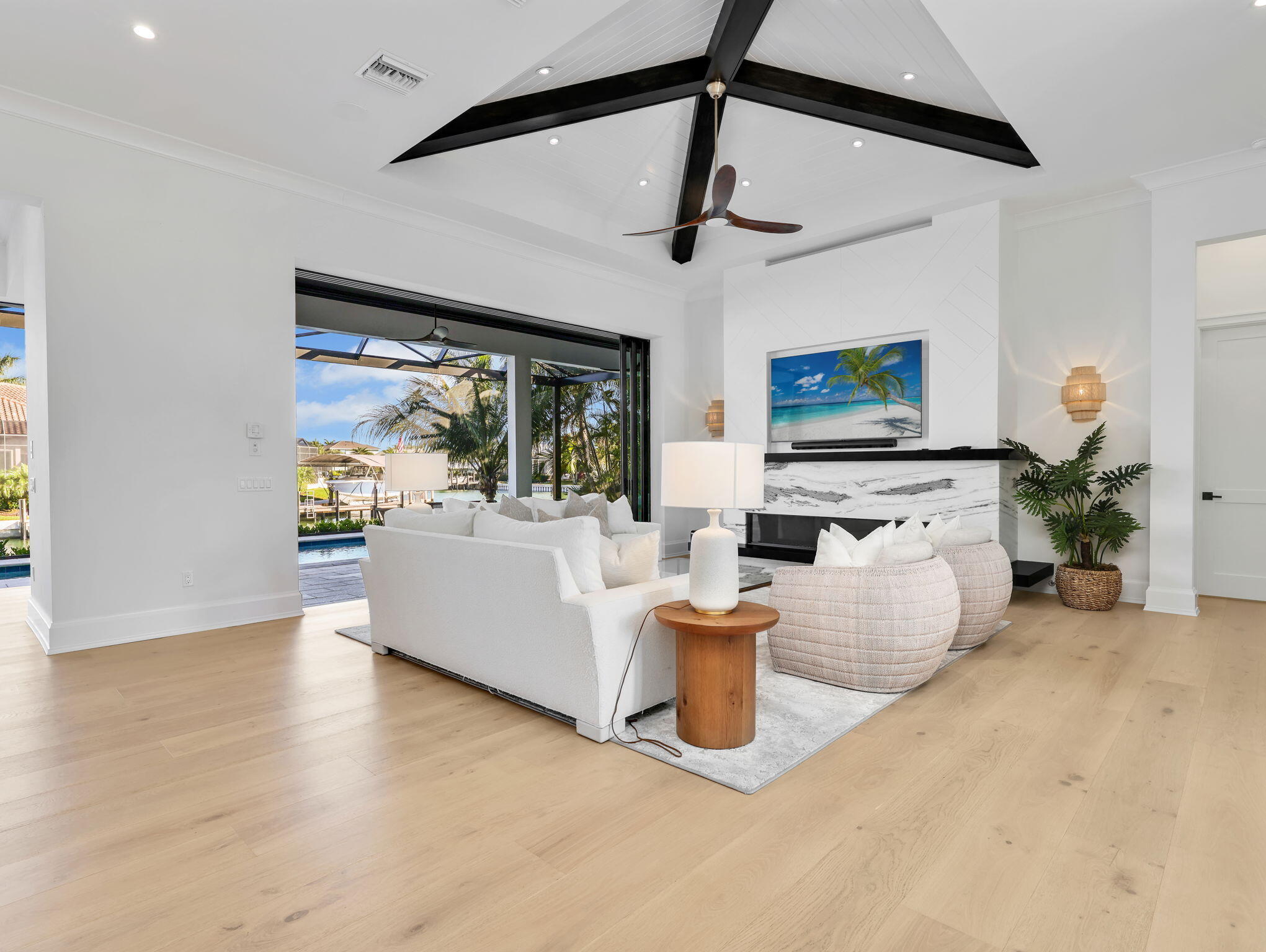 1749 WAVECREST COURT