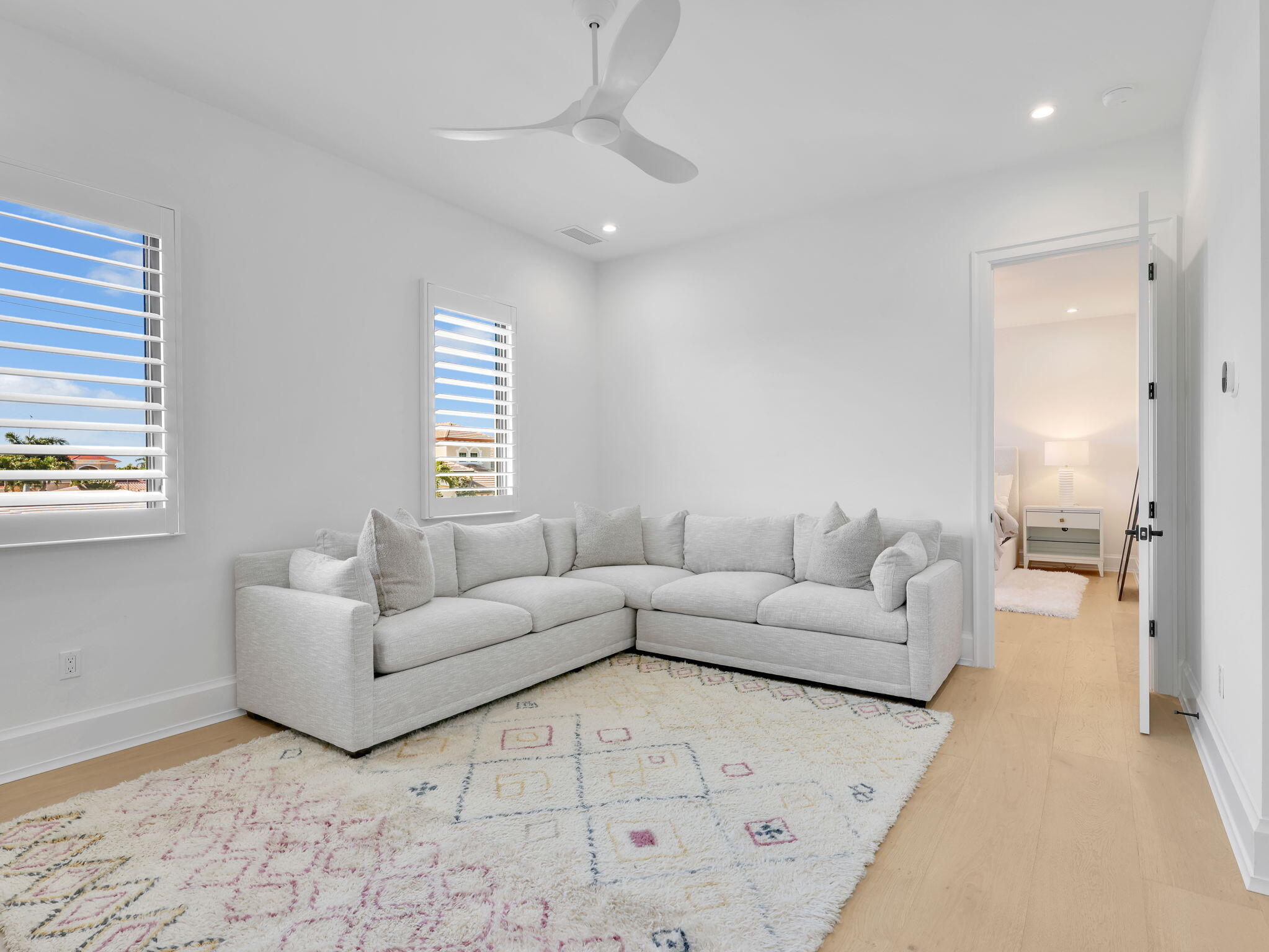 1749 WAVECREST COURT