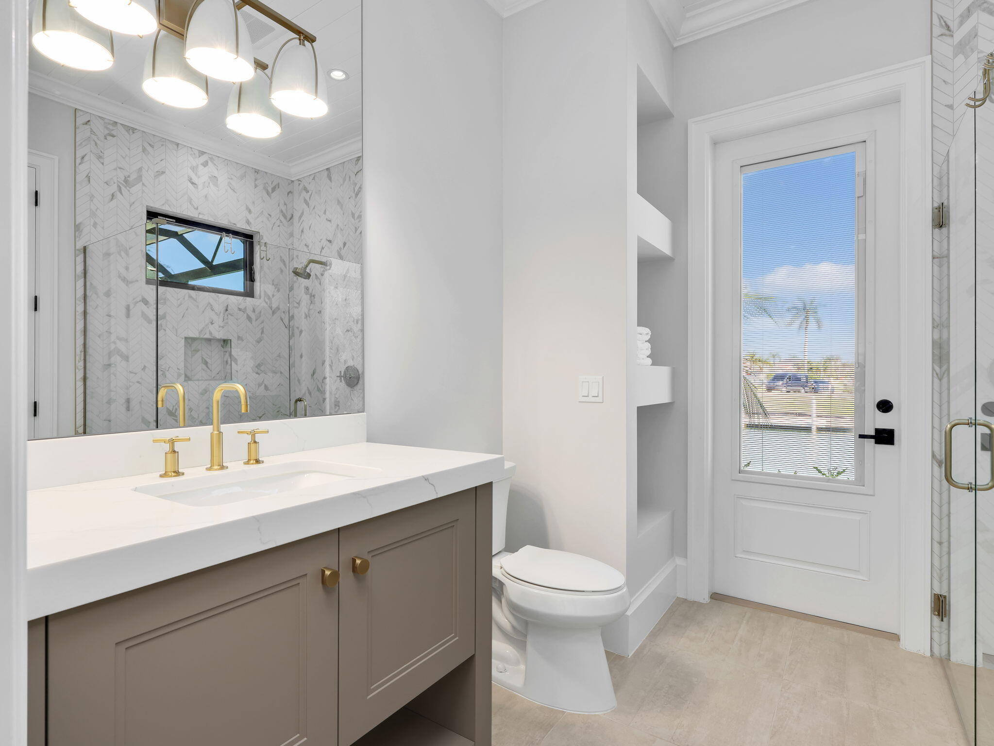 1749 WAVECREST COURT