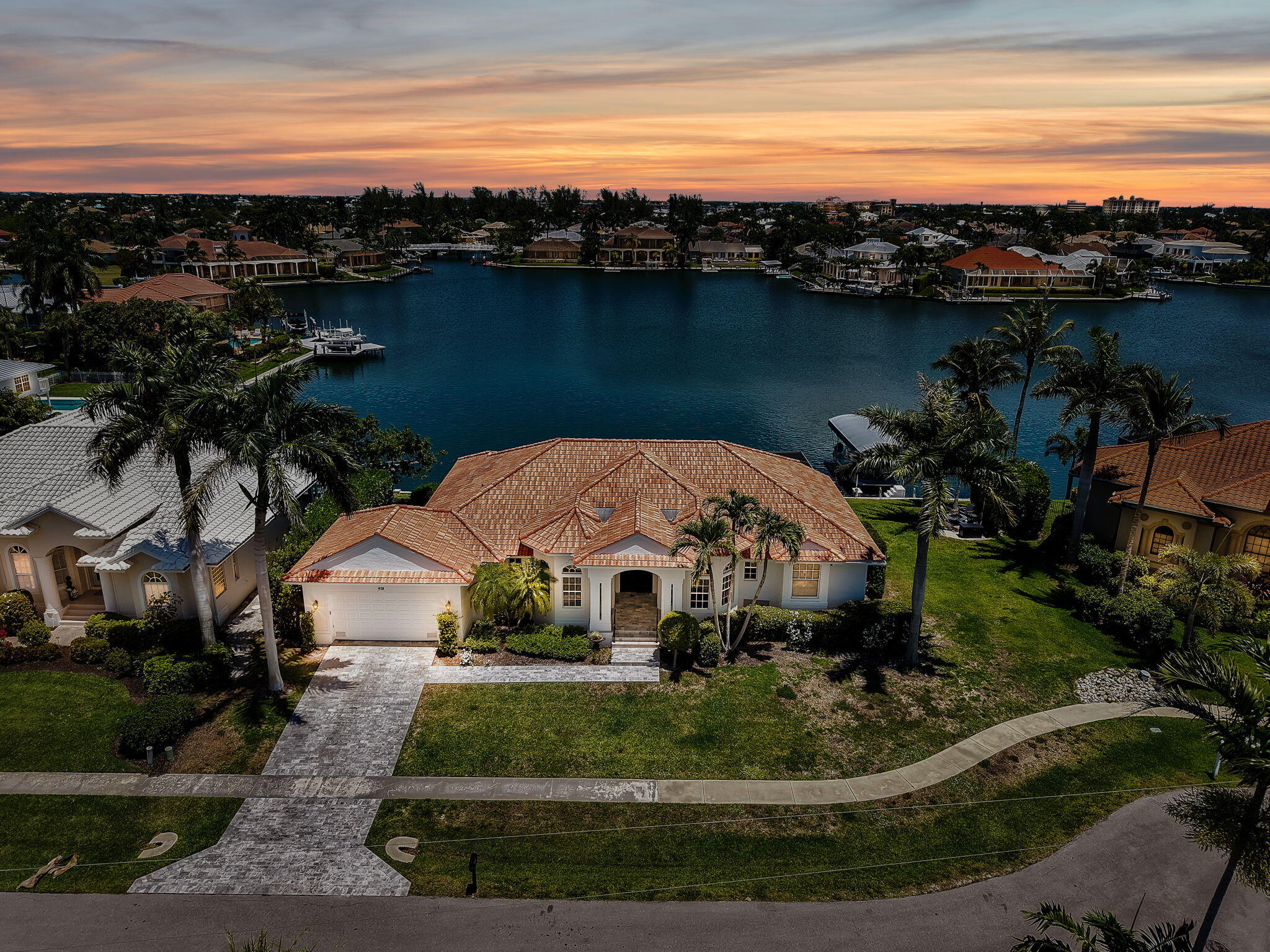 419 SPINNAKER DRIVE