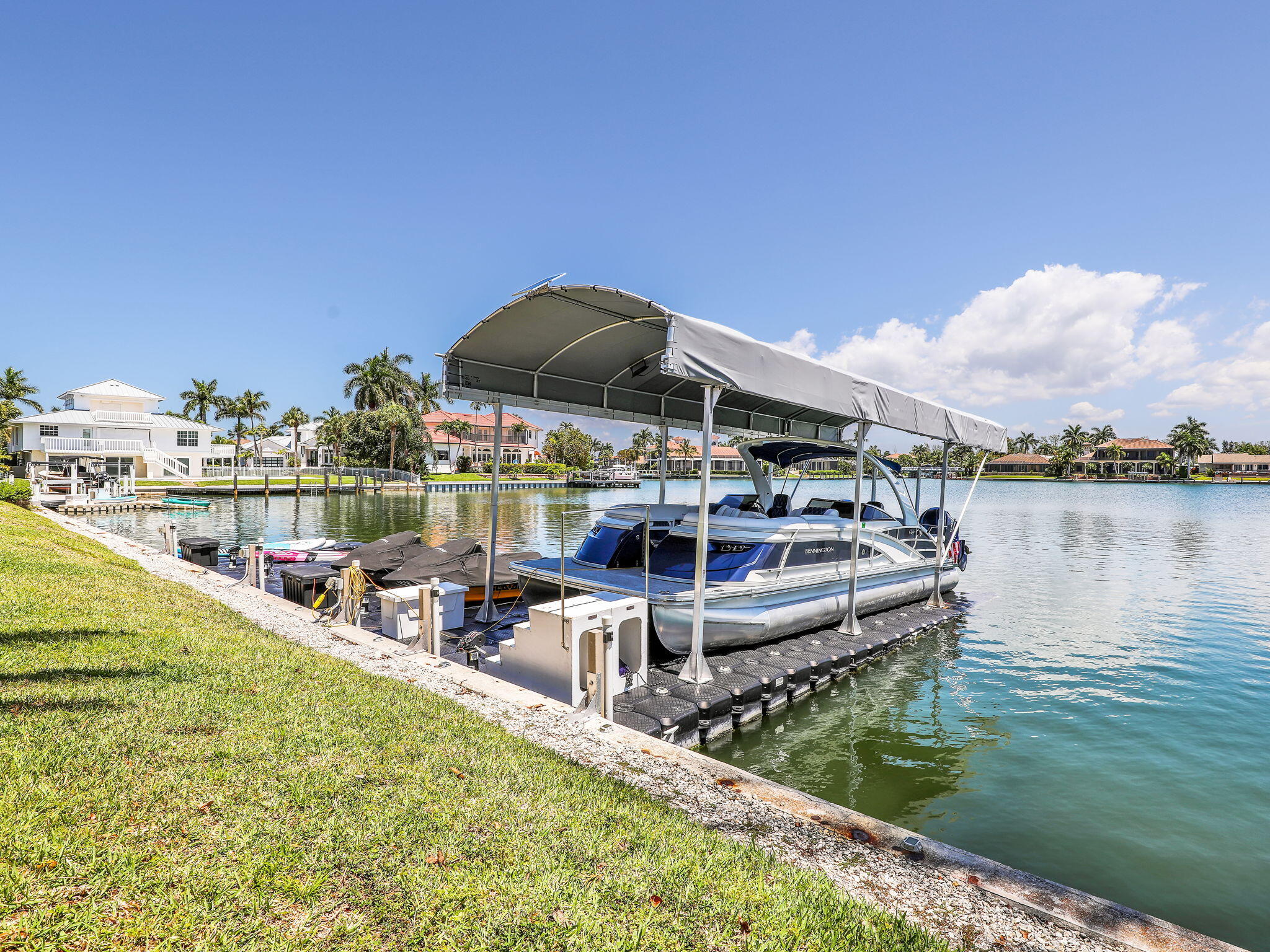 419 SPINNAKER DRIVE