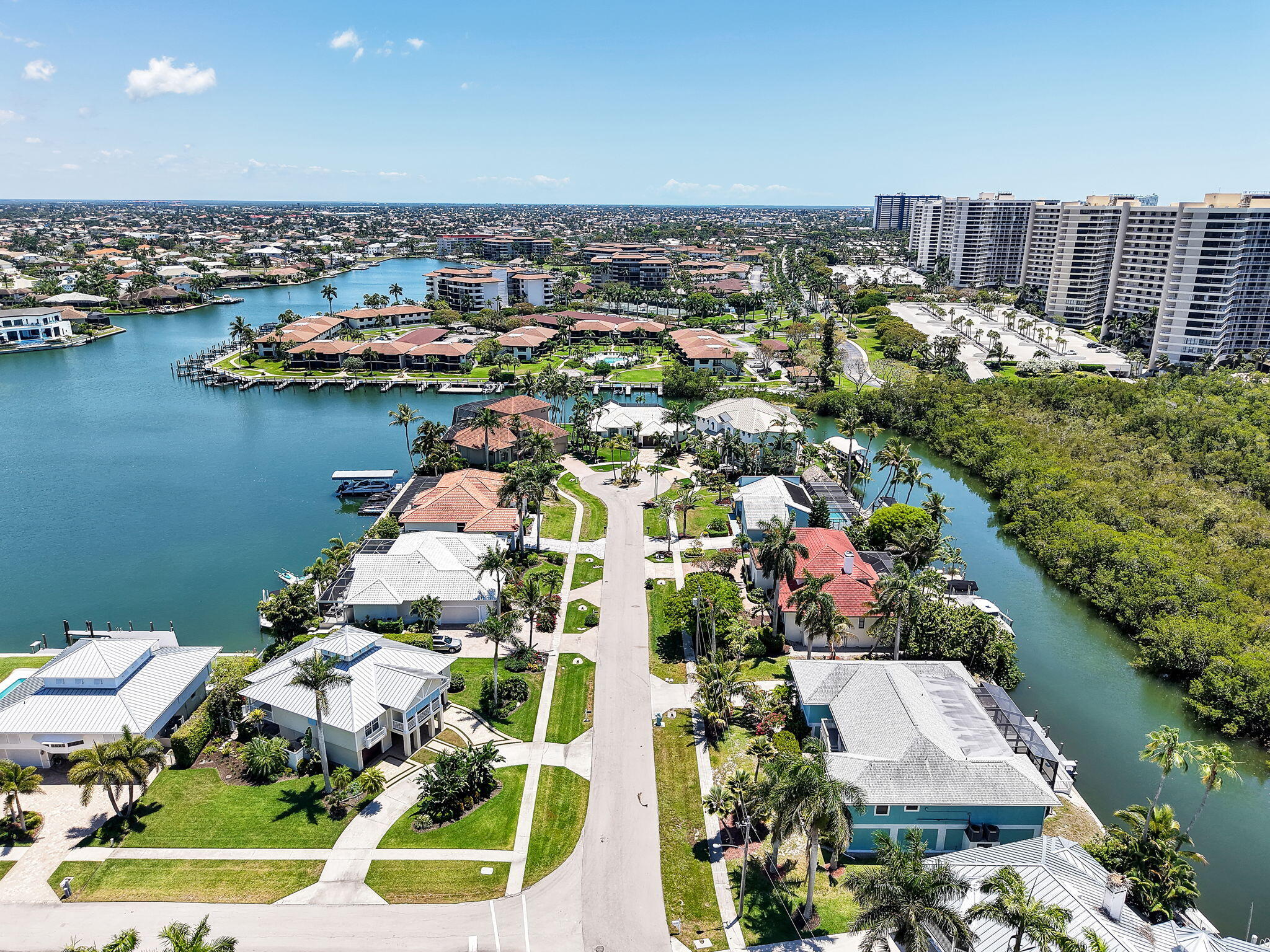 419 SPINNAKER DRIVE