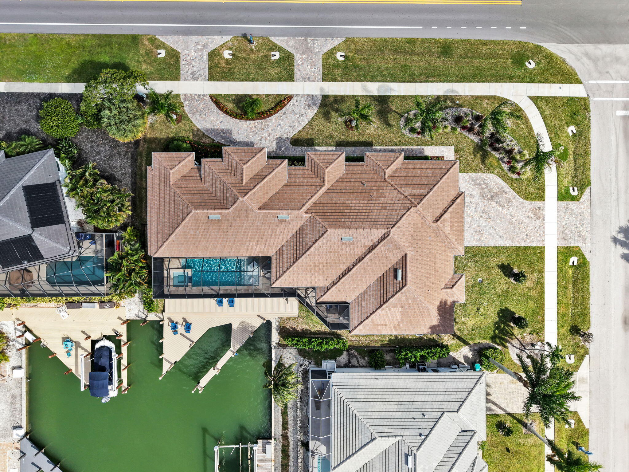 328 S HEATHWOOD DRIVE