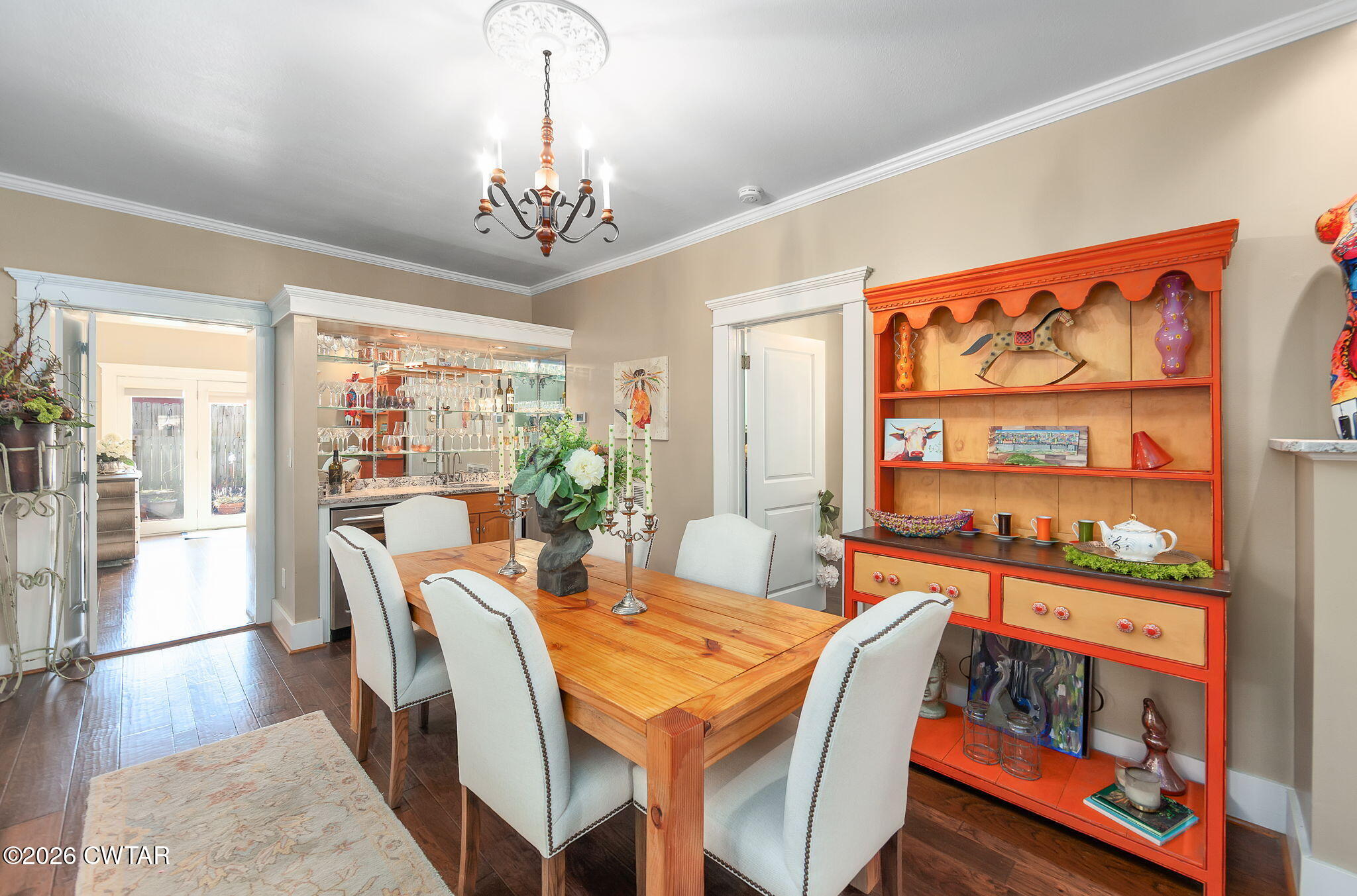 304 S College Street