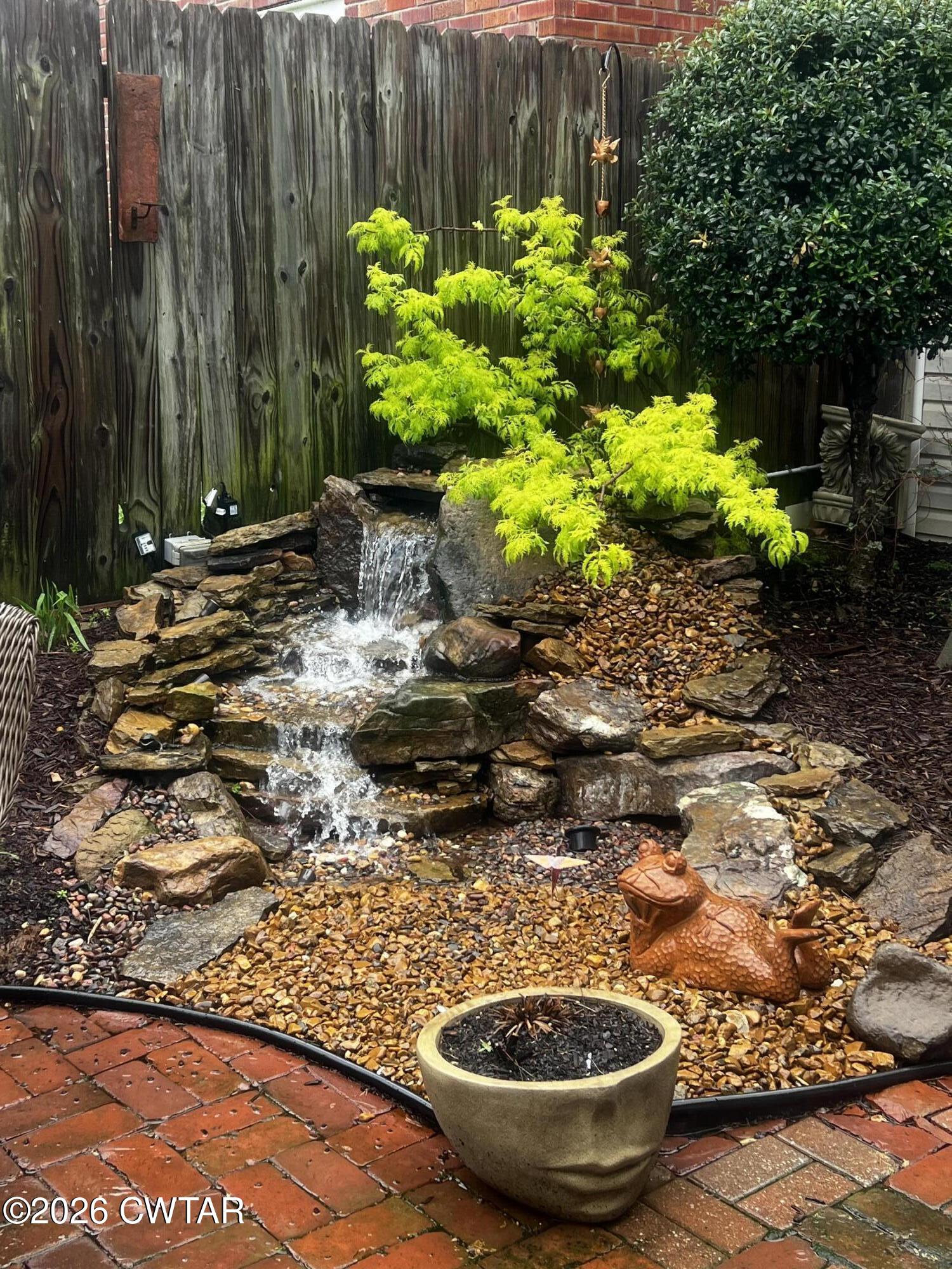 304 S College Street