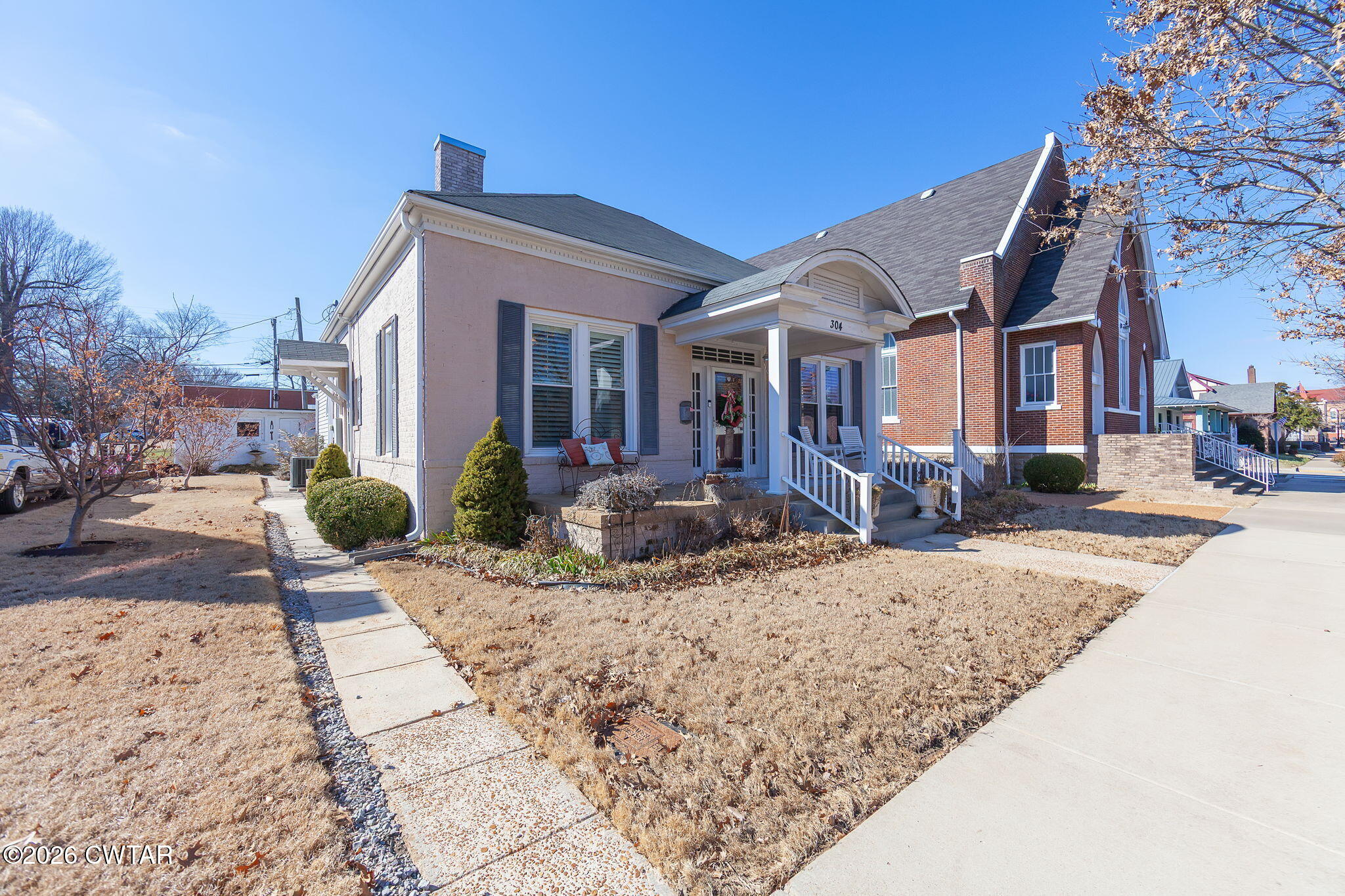 304 S College Street