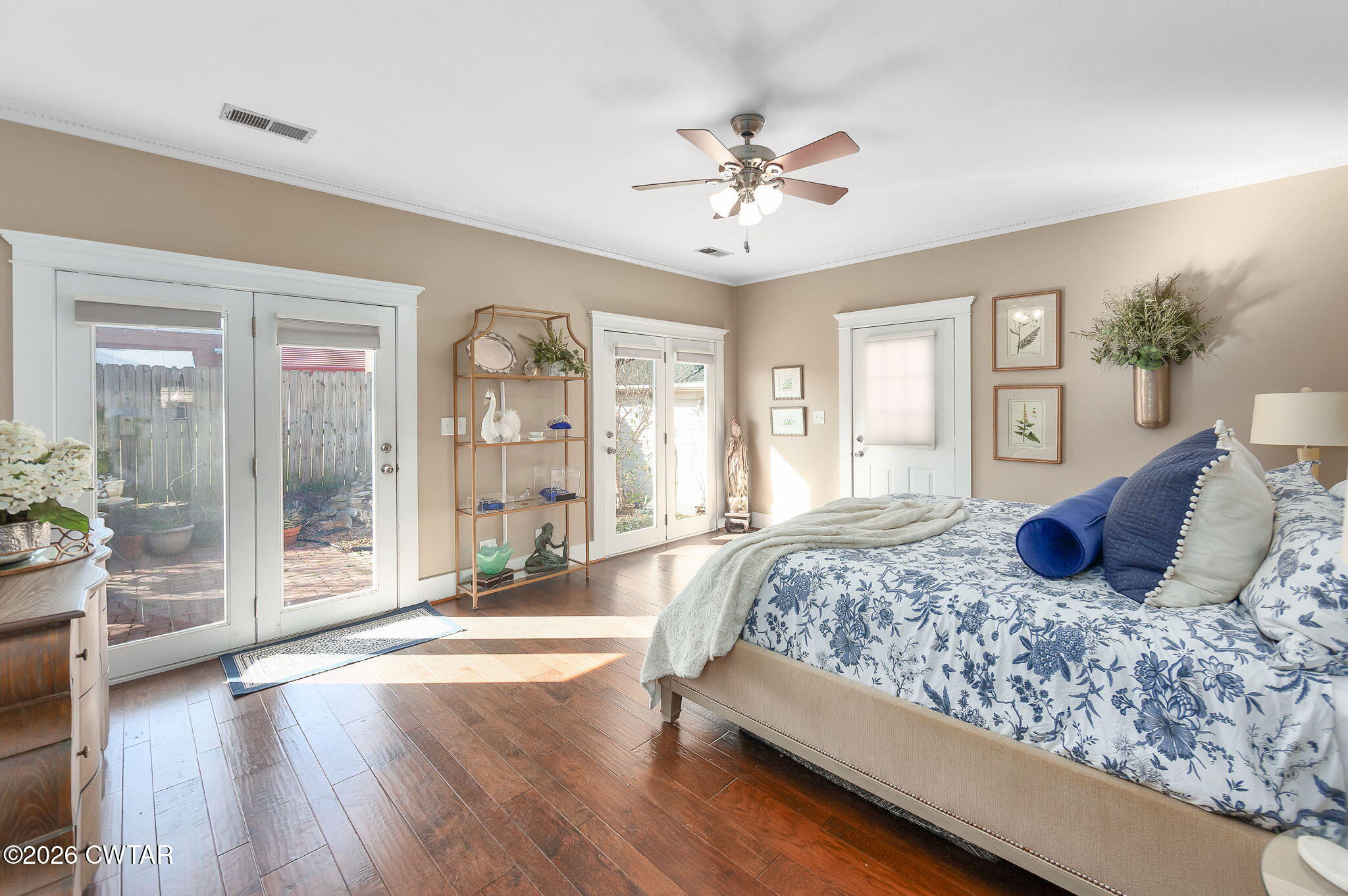 304 S College Street