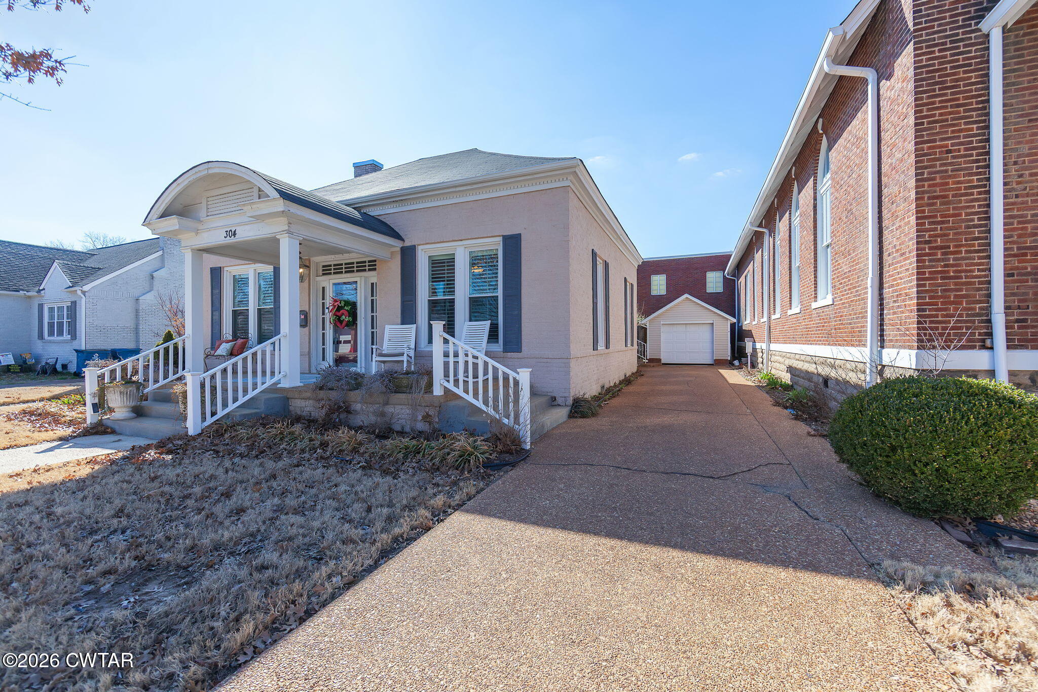 304 S College Street