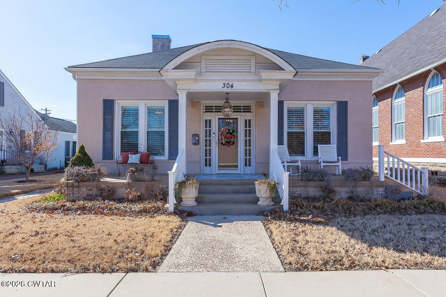 304 S College Street