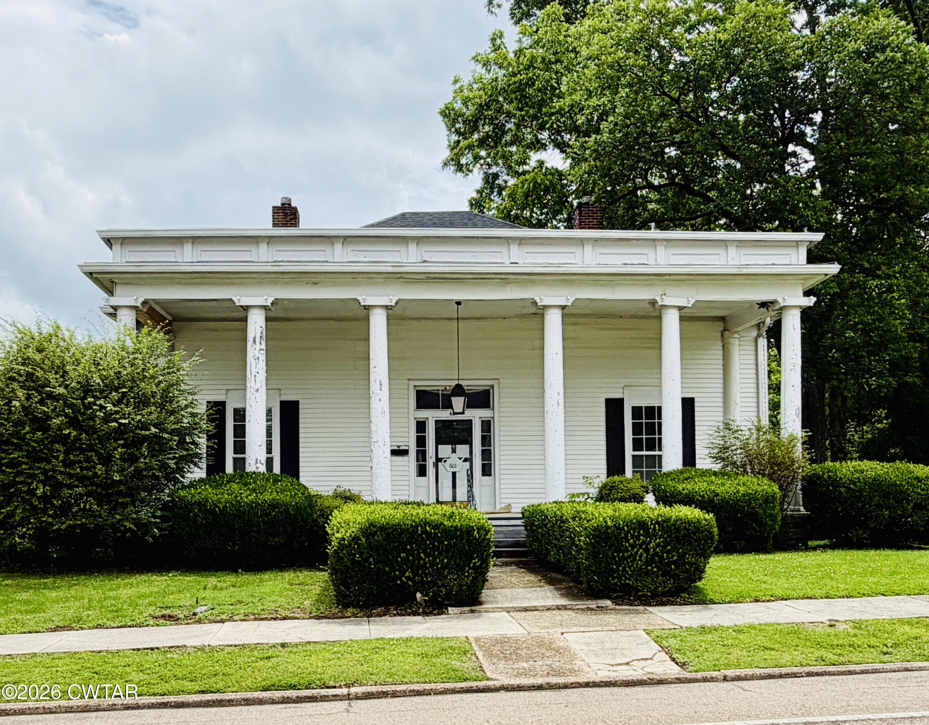 601 S College Street