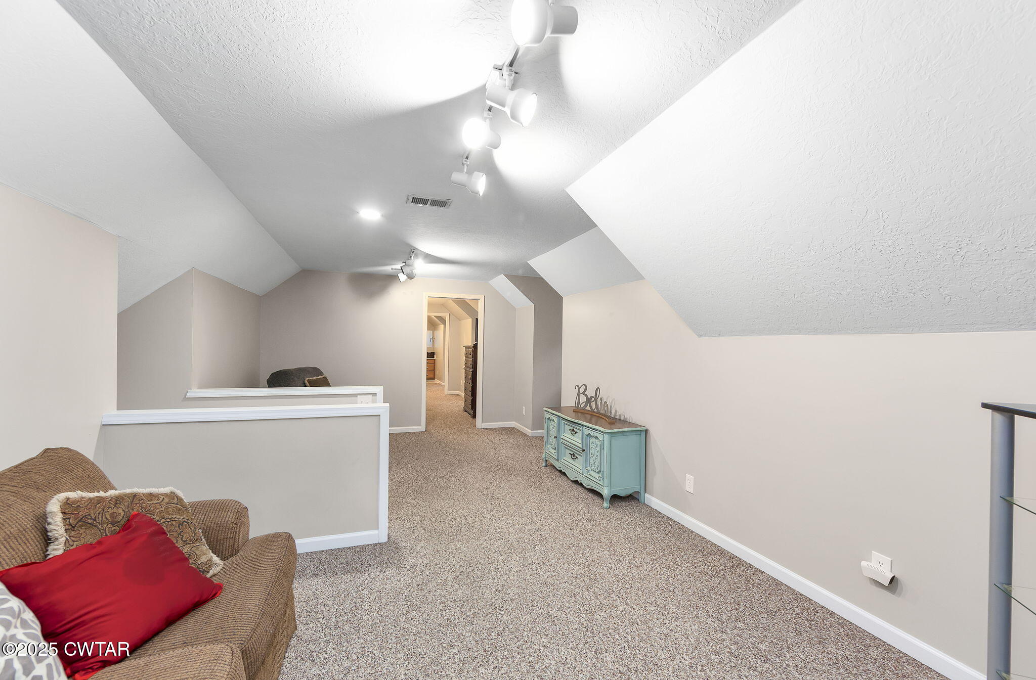 25 Stovall Cove
