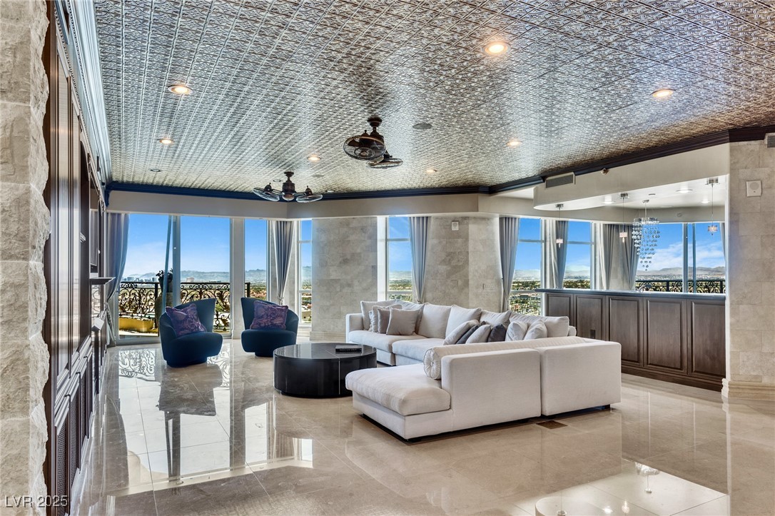 9103 Alta Drive 1502