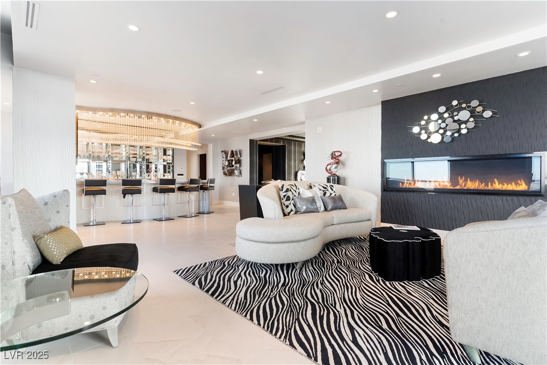 200 West Sahara Avenue 4101