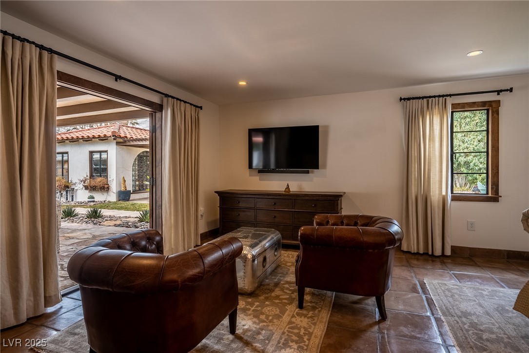 1450 Rancho Circle