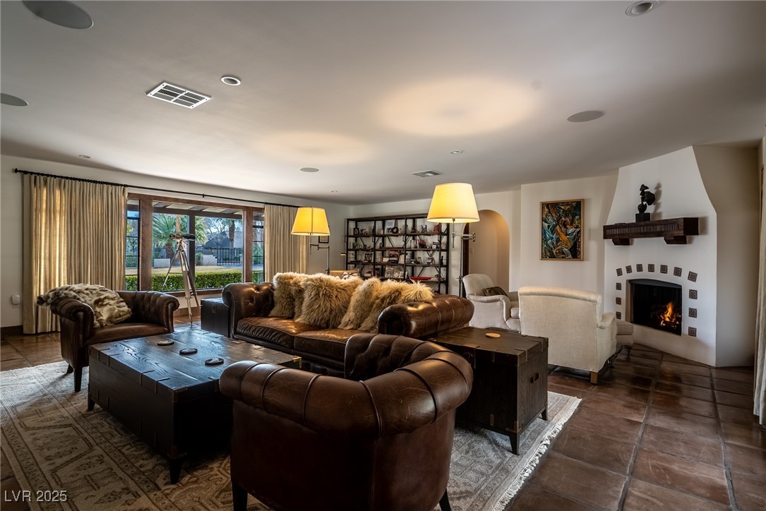 1450 Rancho Circle