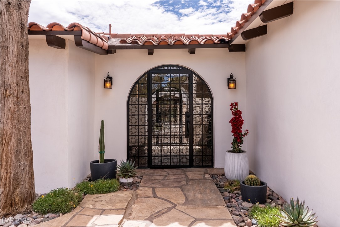 1450 Rancho Circle