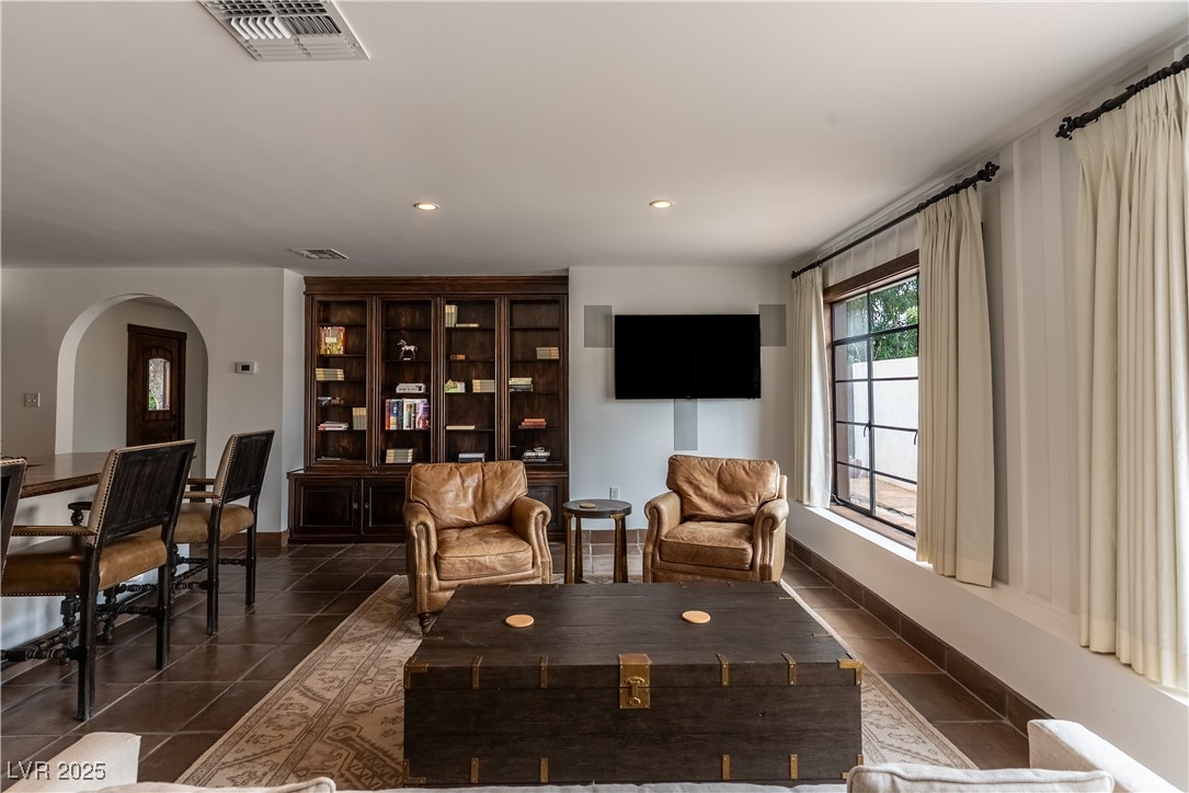 1450 Rancho Circle