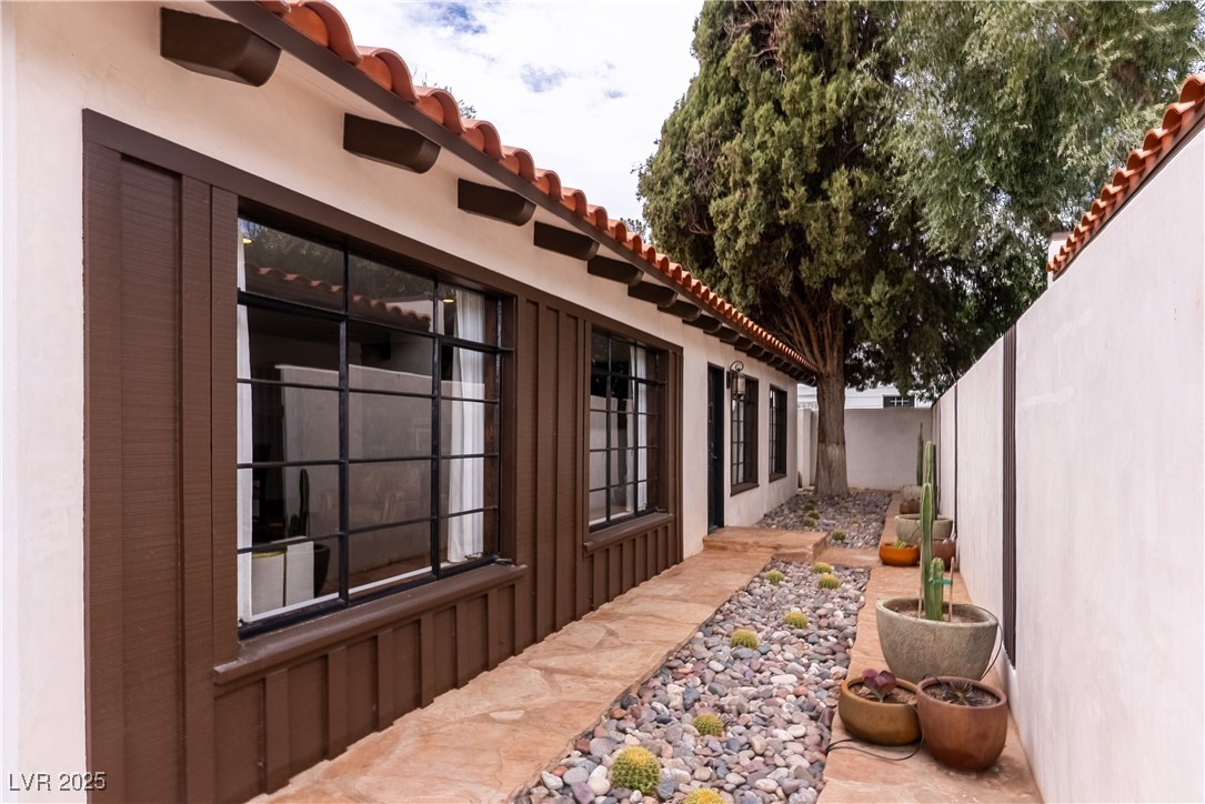 1450 Rancho Circle