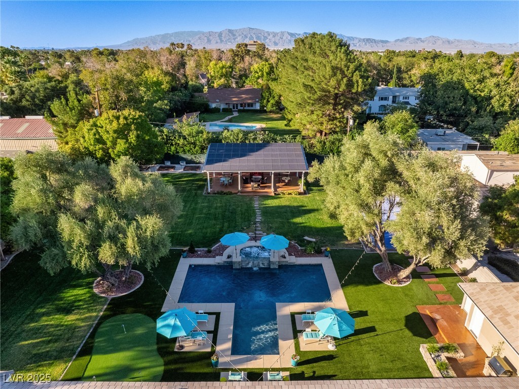 330 Rancho Circle