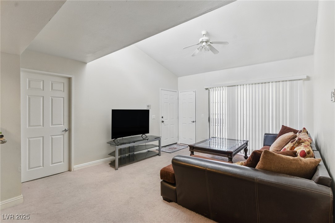 5166 South Jones Boulevard 205